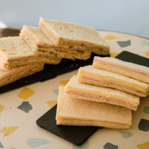 Box sandwiches de miga